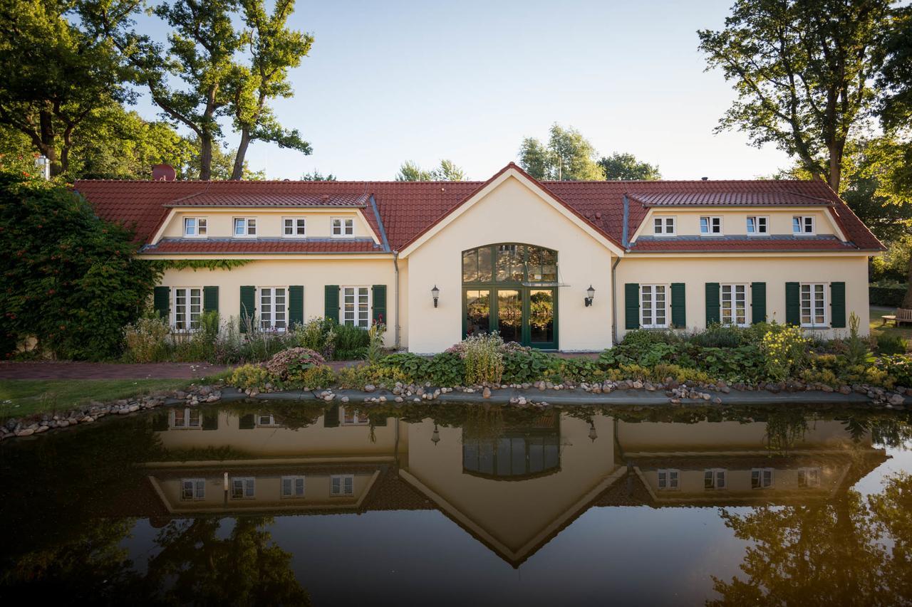 Gut Sternholz Spa Hotel 햄 외부 사진